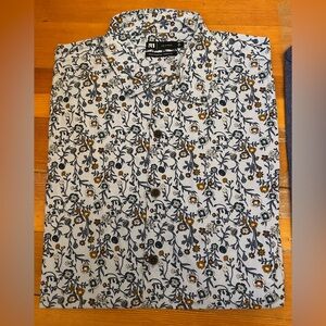 Le 31 men’s Size Large shirt